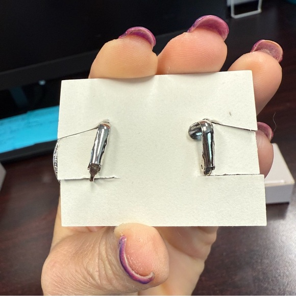 Avon Moroccan Silvertone Clip-On Earrings NIB vintage 1990 - Picture 6 of 8